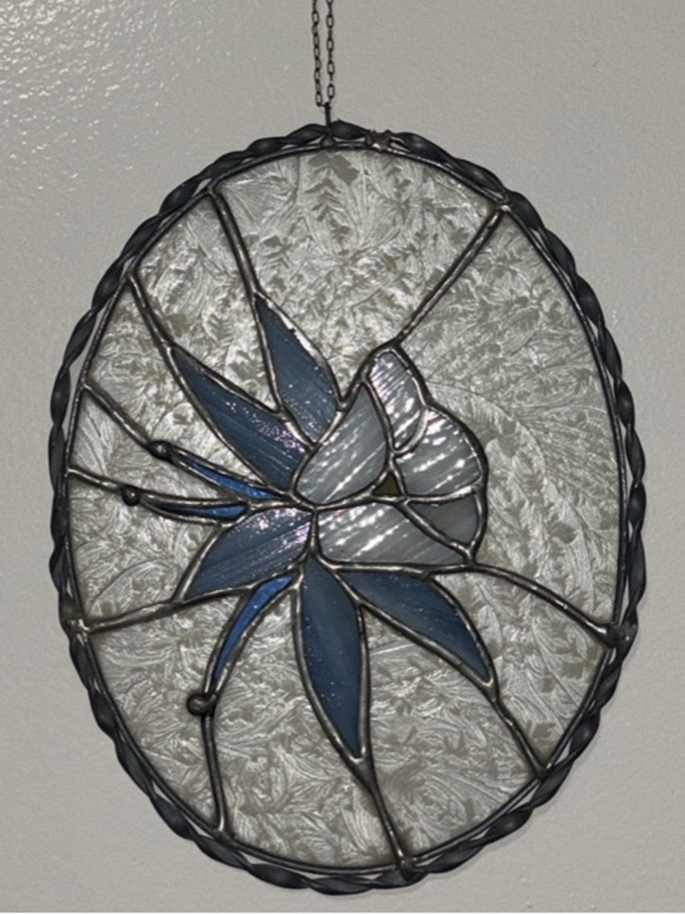 Vintage Oval Stained Glass Floral Suncatcher 9” x 6.5”